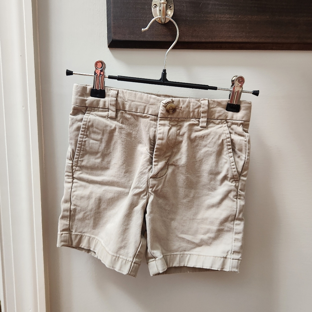EUC Vineyard Vines Khaki Chino Shorts Size 5